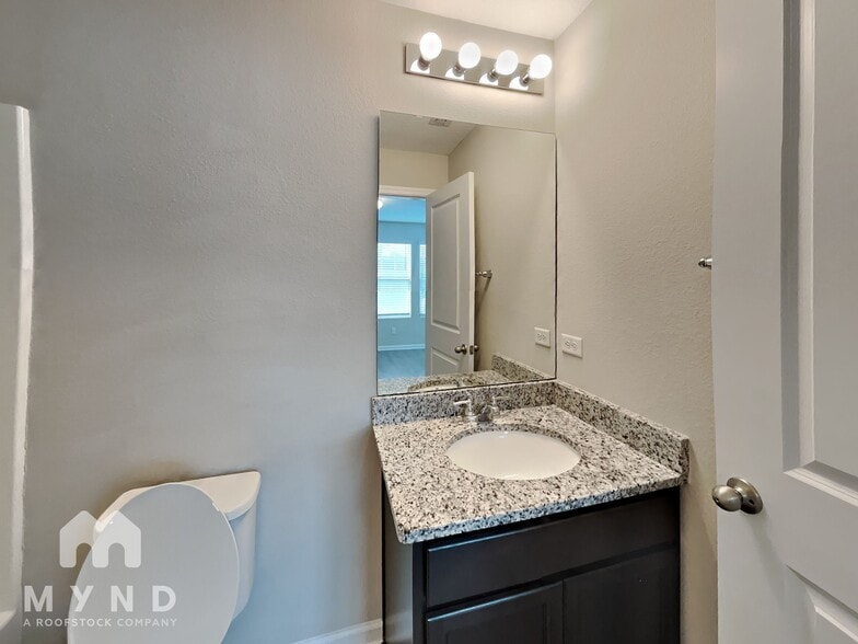 Building Photo - 791 Henley Ct