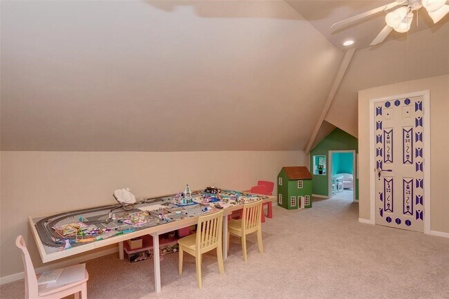 Building Photo - 3 Galleta Ct