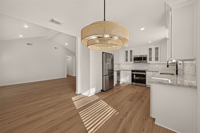 Building Photo - 22110 Provincial Blvd