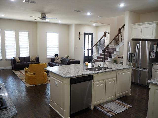Building Photo - 2533 Gramercy Park Dr