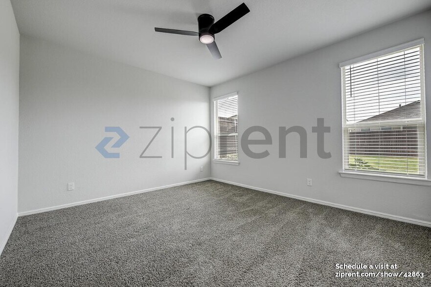 Building Photo - 9720 Fallston Dr