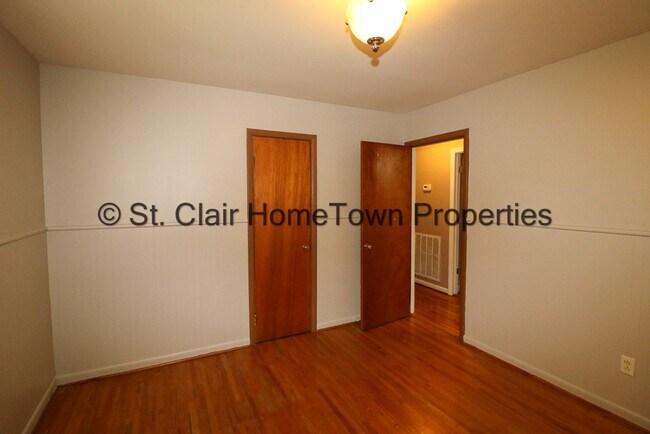 Building Photo - Ragland Rental