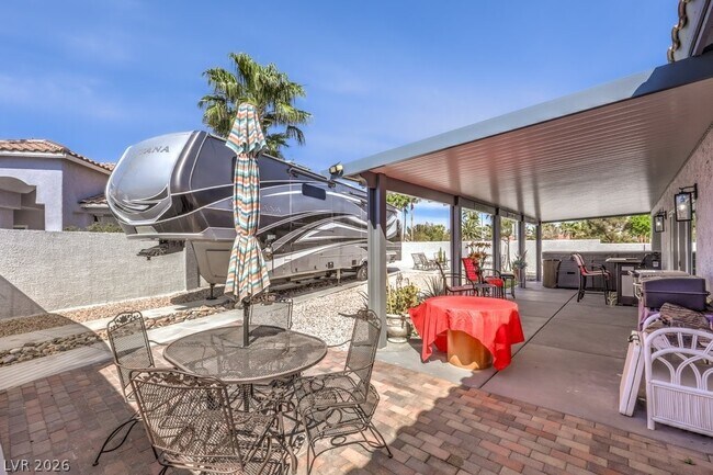 Building Photo - 7520 Barbie Ave