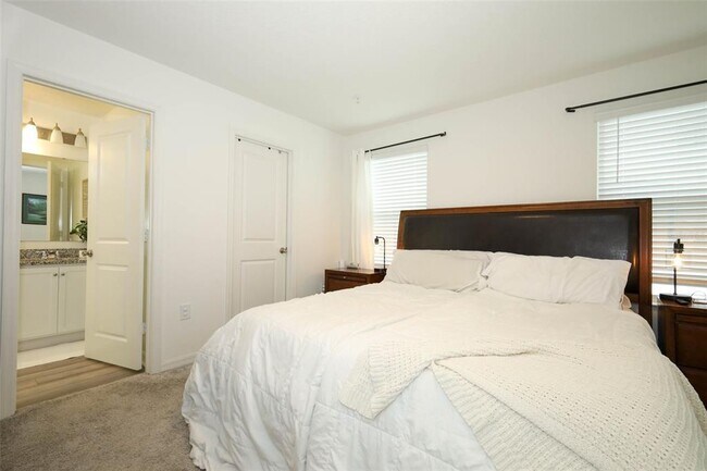 Building Photo - 2326 Carrabelle Wy