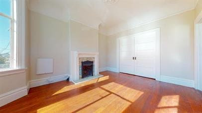 Building Photo - Beautiful 2 Bedroom 1 Bathroom with backya...