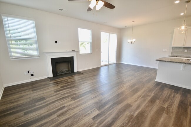 Building Photo - 1118 Glen Marley Dr
