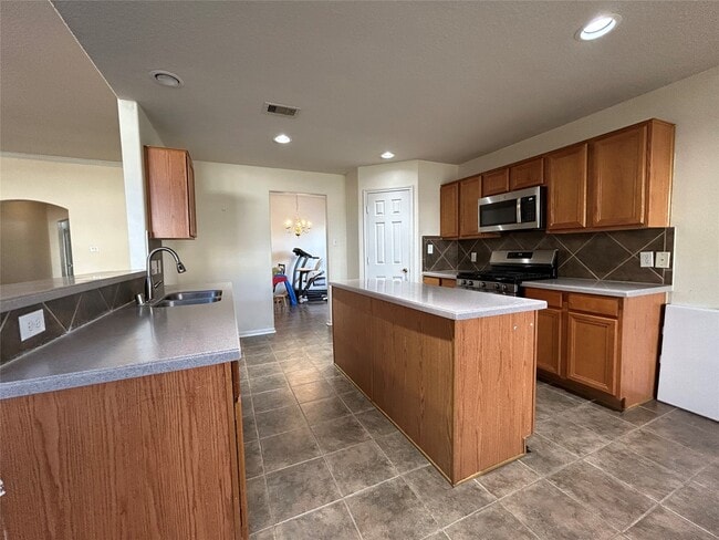 Building Photo - 6703 Mountain Wood Way
