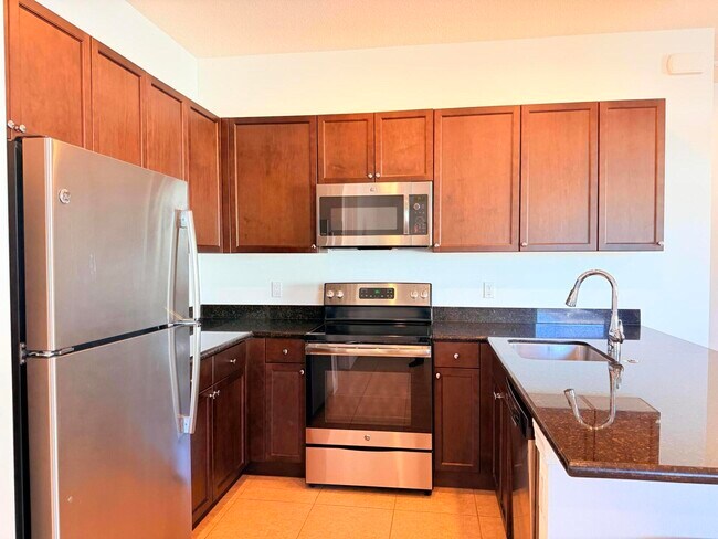 Building Photo - 2074 Dickens Terrace