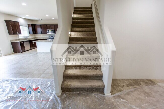 Building Photo - 43620 W Mescal Dr