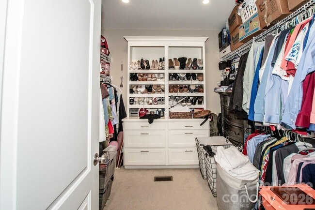 Building Photo - 111 River Birch Cir