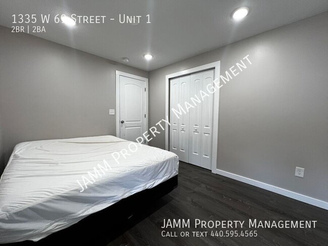 Building Photo - Modern 2 Bedroom, 2 Bathroom Apartment in ...