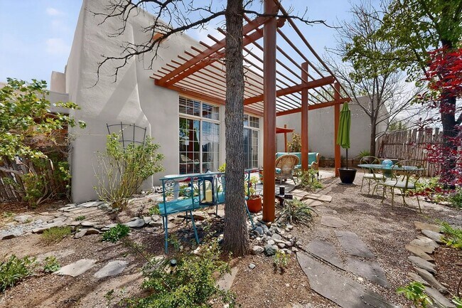 Building Photo - 4120 Whispering Wing Rd
