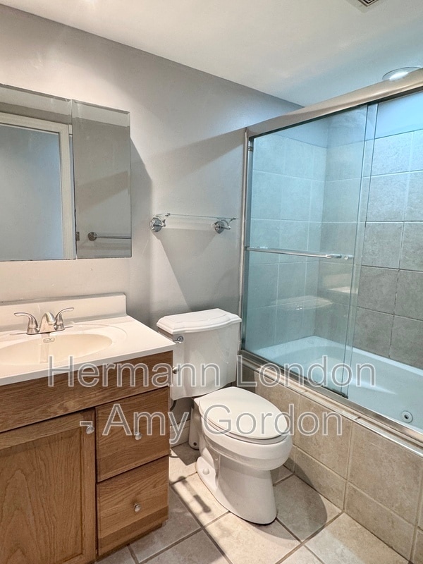 Building Photo - 1714 S Tucker Blvd