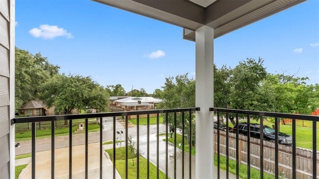 Building Photo - 6421 Osprey Dr