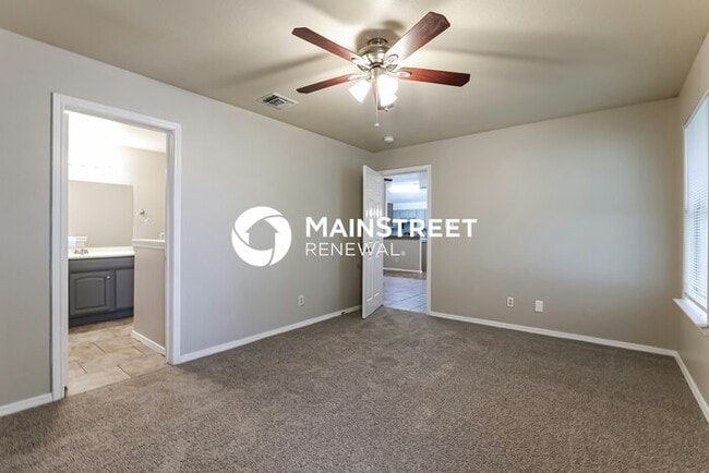Building Photo - 4 Bedroom Pet-Friendly Home in Converse, T...