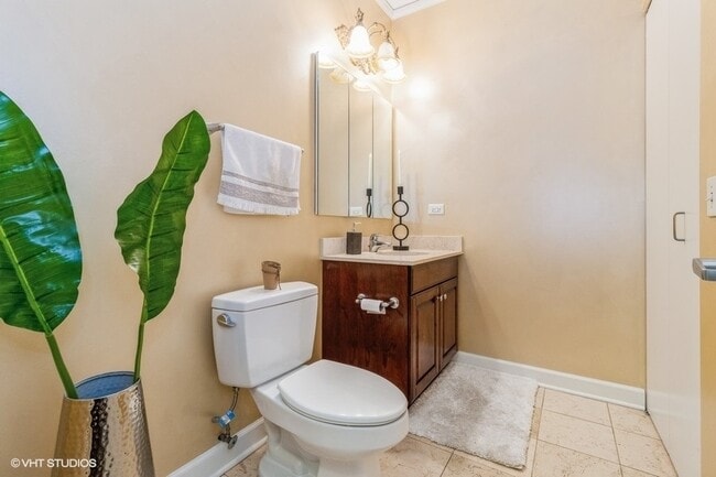 Building Photo - 201 N Westshore Dr