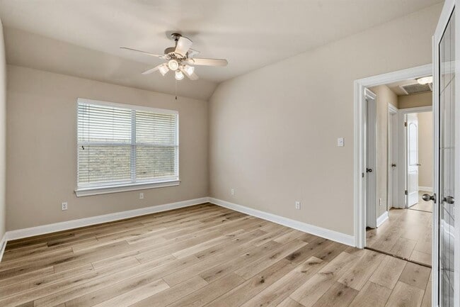 Building Photo - 7436 Bonniebrook Dr