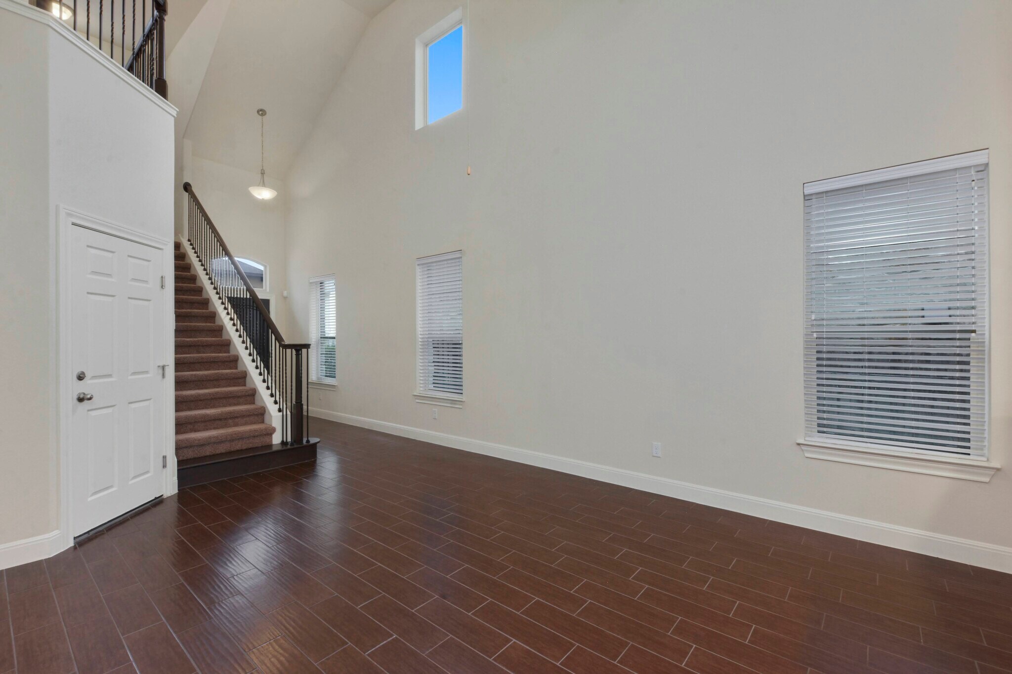 Building Photo - 1401 Little Elm Trl