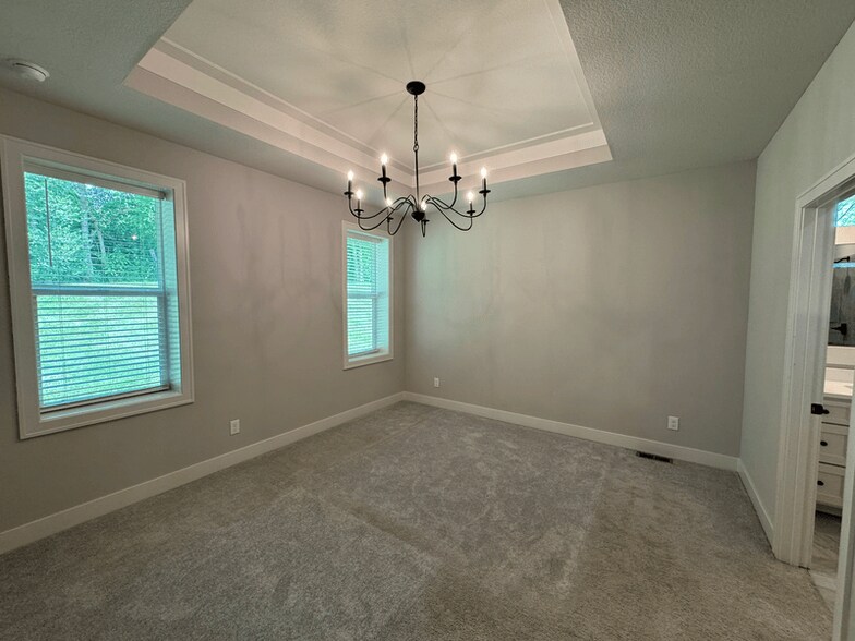 Building Photo - 1613 SW Hedgewood Ln