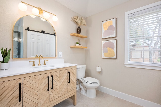 Building Photo - 2947 High Plains Dr