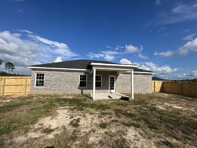 Building Photo - House for Rent