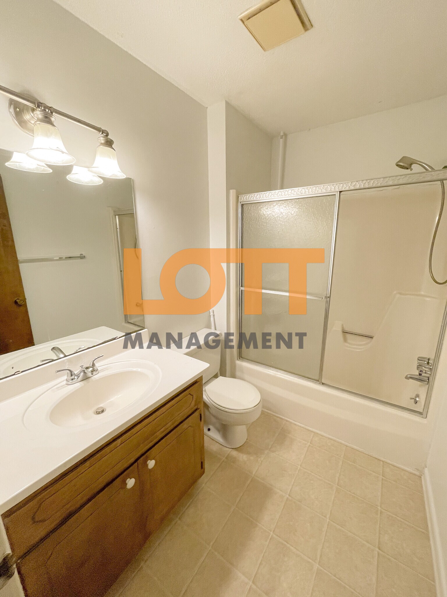 Building Photo - 31 Saint Mark Rd