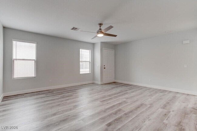 Building Photo - 4899 Lunetto Ave