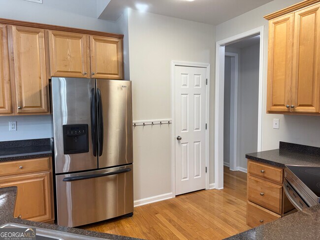 Building Photo - 380 Vine Mountain Way