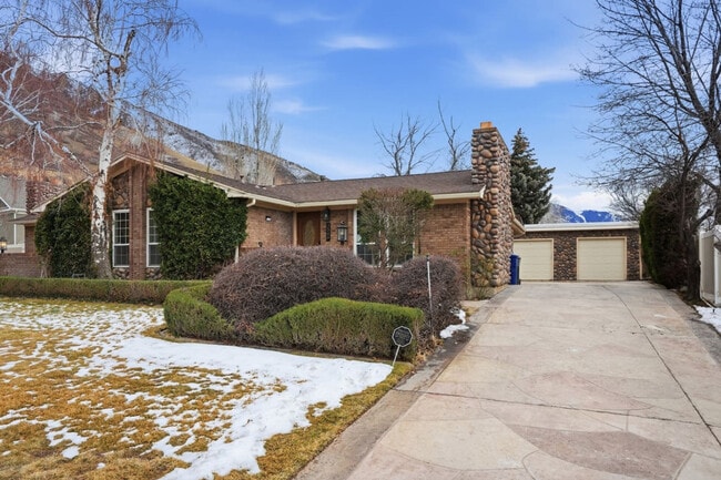 Building Photo - 3588 Bengal Blvd