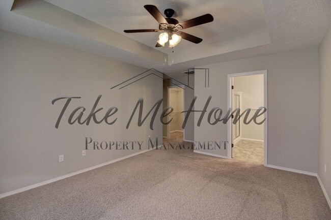 Building Photo - The Home You’ve Been Waiting For- 4 Bedrooms, 3-Car Garage, Great Location