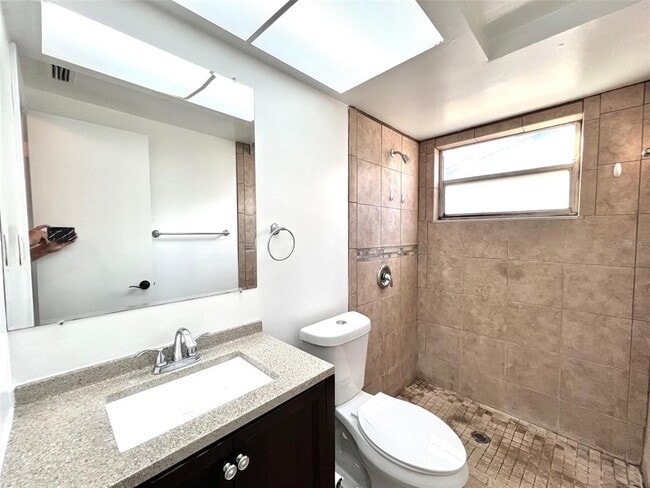 Building Photo - 8931 Ledgestone Ln