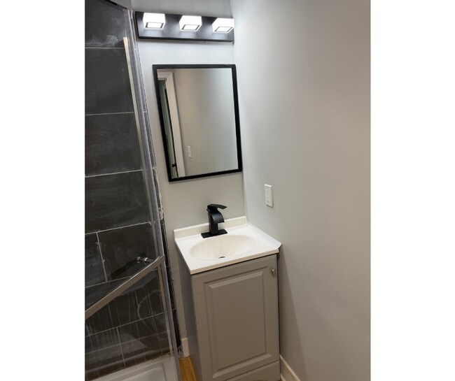 Building Photo - 1628 Benhill Ave