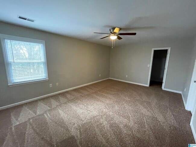 Building Photo - 1707 Columbiana Ln