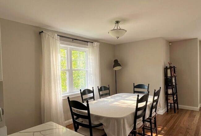 Building Photo - 57 Castine St