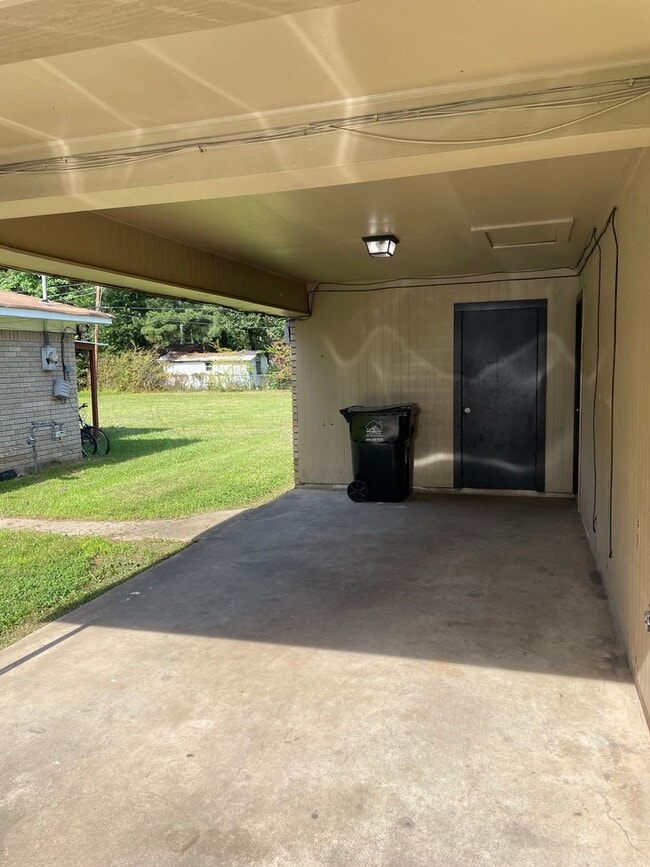 Building Photo - Beautiful 3 bedroom home in Haughton