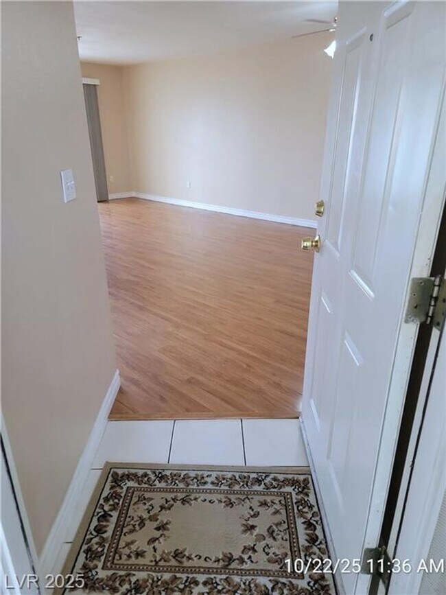 Building Photo - Inviting Green Valley Condo with Dual Balc...