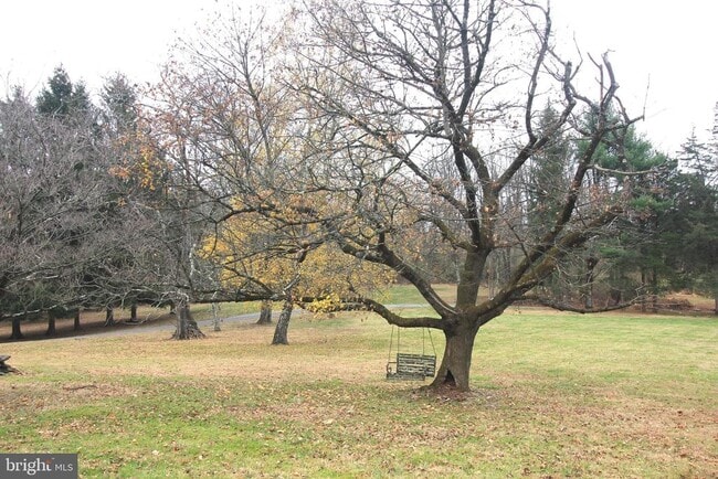 Building Photo - 48 Poor Farm Rd