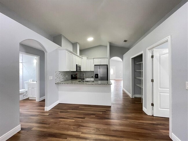 Building Photo - 2505 W Aileen St