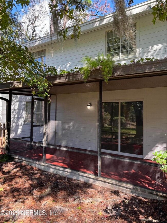 Building Photo - 11220 Thoreau Way E