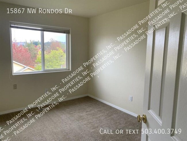 Building Photo - 15867 NW Rondos Dr