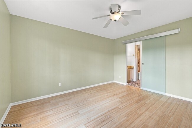 Building Photo - 5980 Amherst Dr