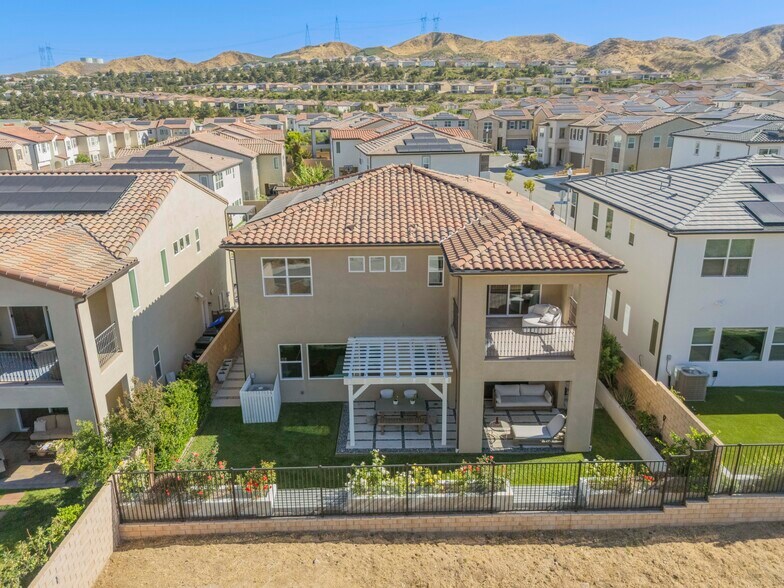 Building Photo - 19212 Blackthorn Dr
