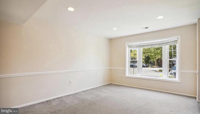 Building Photo - 24 Marwood Ct