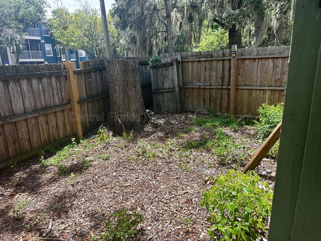 Building Photo - 501 Yellowwood Ct