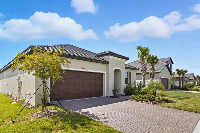 Primary Photo - 31898 Griffin Sands Ln