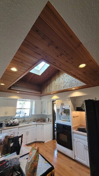 Building Photo - 9905 157th St E