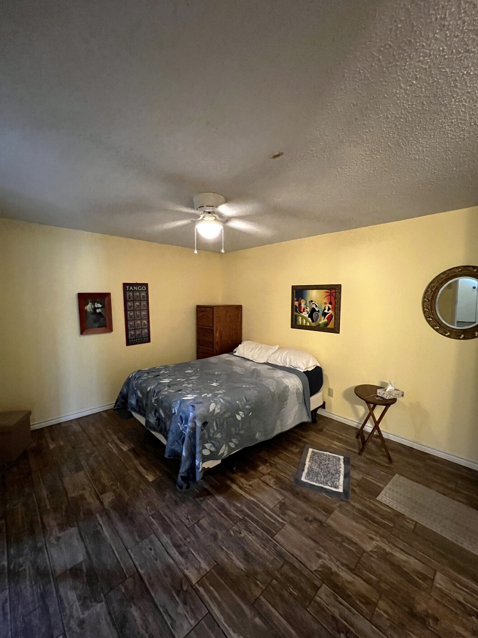 Building Photo - 603 Continental Dr