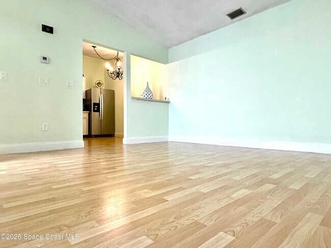 Building Photo - 1485 Malibu Cir NE