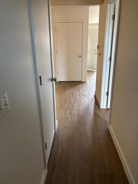 Building Photo - 2122 Orchard Dr