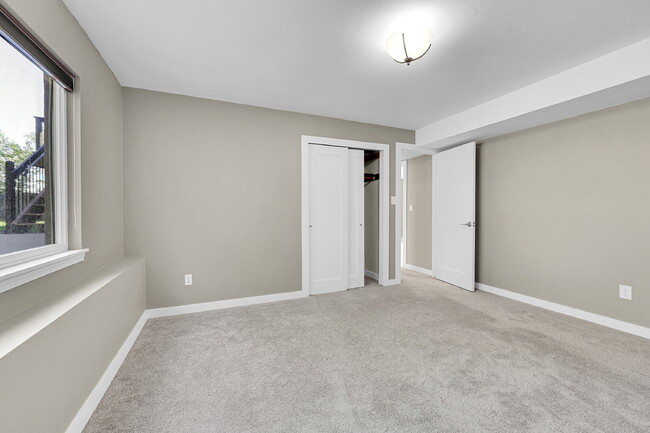 Building Photo - $3,750, 4-Bed, 3-Bath Updated Home in Mani...